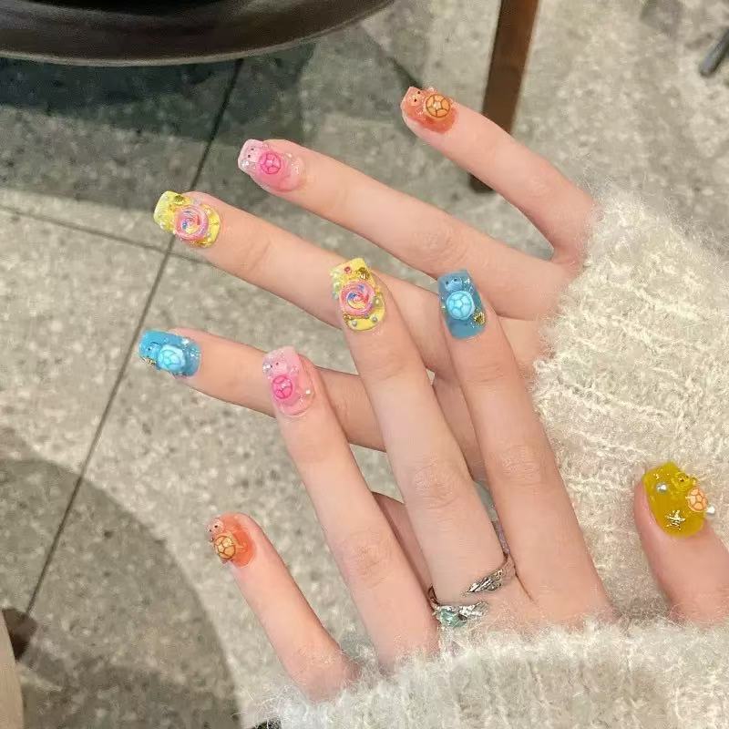 Nail Tech Accessories - 100 Mini Renkli Kaplumbağa Reçine Süsleri